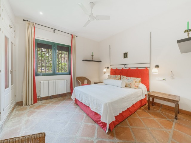 5 Soveroms Villa i Sotogrande