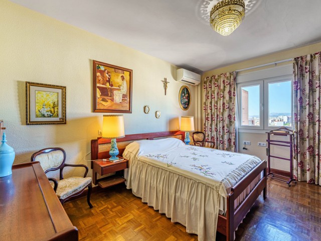 Ático con 5 Dormitorios  en Málaga Centro