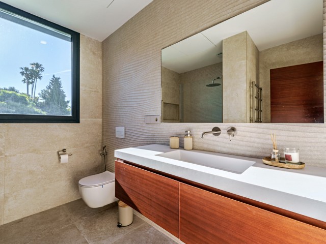 4 Bedrooms Villa in Benalmadena Costa