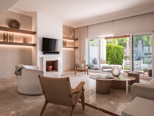 2 Bedrooms Apartment in Benahavís