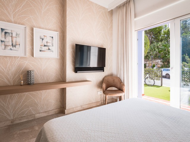 2 Bedrooms Apartment in Benahavís