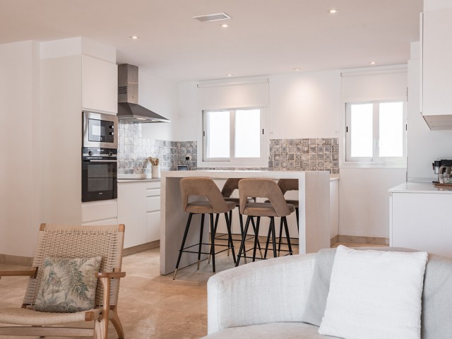 2 Bedrooms Apartment in Benahavís