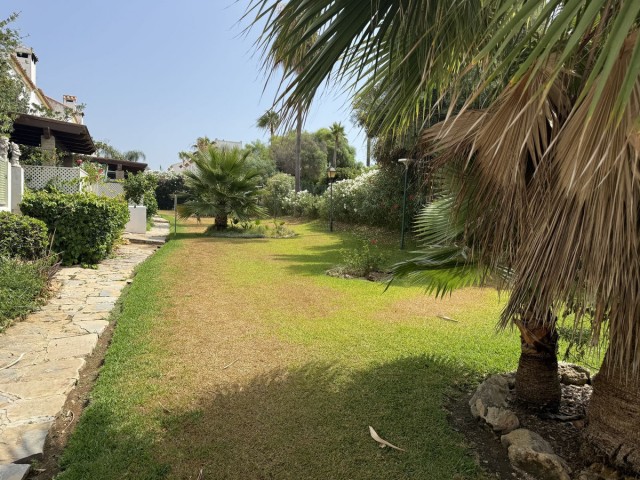 2 Schlafzimmer Reihenhaus in Casares Playa