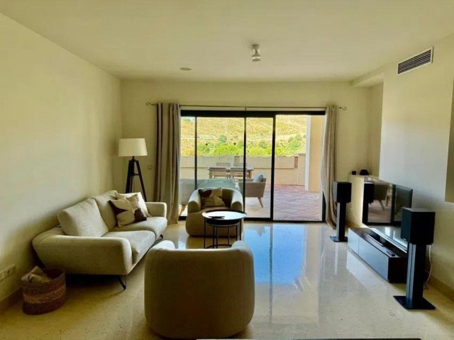 3 Bedrooms Apartment in Benahavís