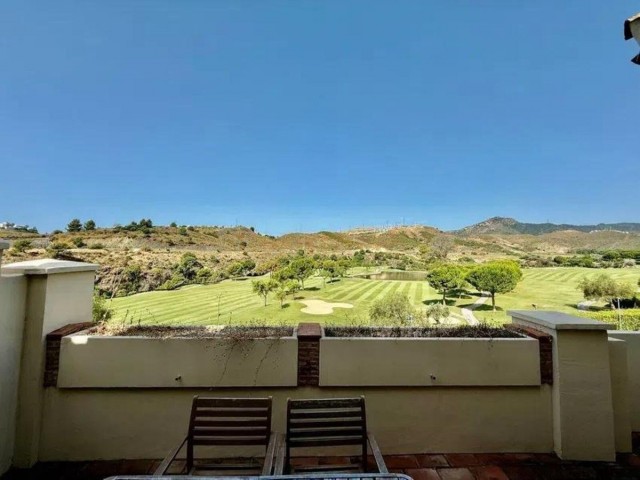 3 Bedrooms Apartment in Benahavís