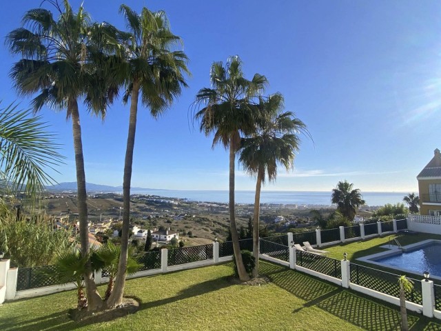4 Bedrooms Townhouse in Manilva