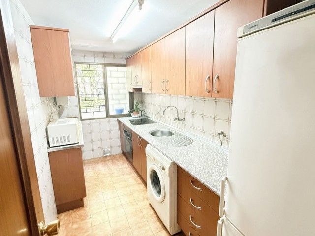 Apartamento con 2 Dormitorios  en Marbella