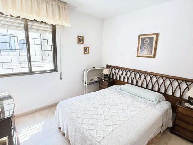 Apartamento con 2 Dormitorios  en Marbella