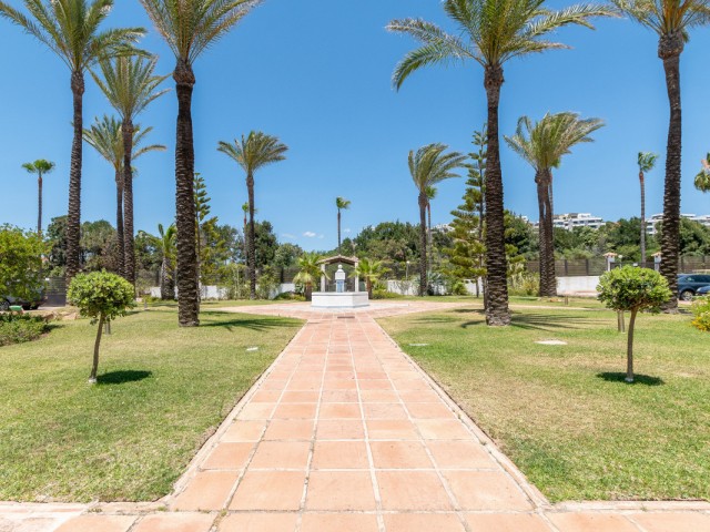 4 Makuuhuoneen Huoneisto Casares
