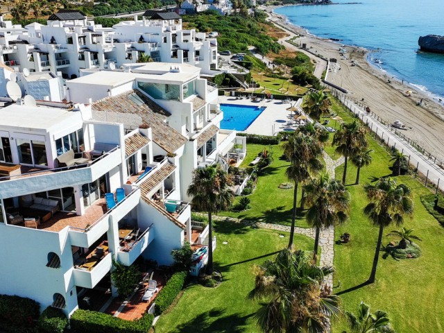 4 Bedrooms Apartment in Casares
