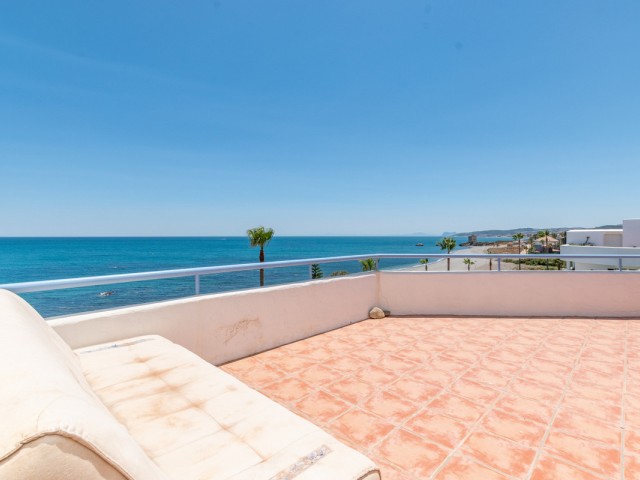 4 Bedrooms Apartment in Casares