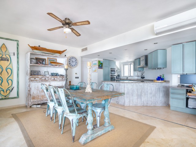 4 Bedrooms Apartment in Casares