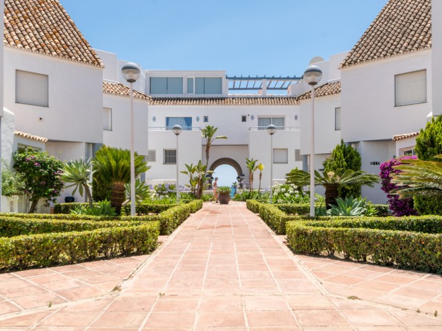 4 Bedrooms Apartment in Casares