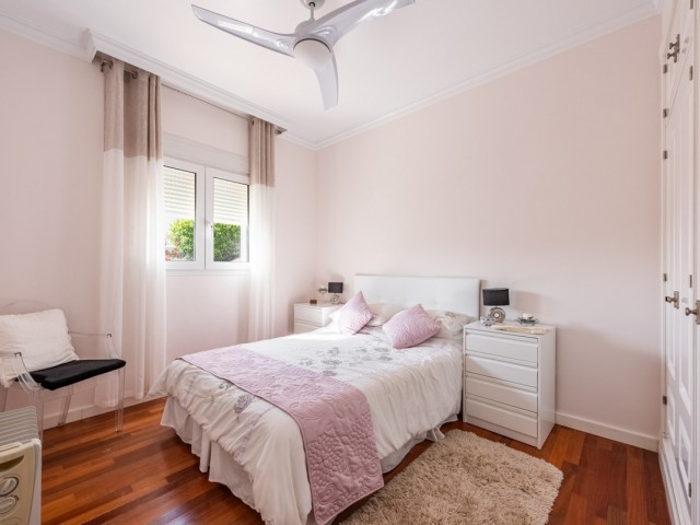 6 Bedrooms Villa in Sierrezuela