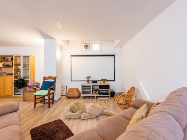 6 Sovrums Villa i Sierrezuela