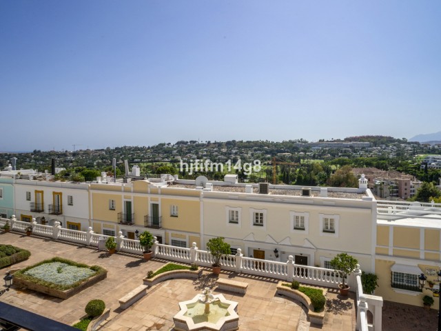 3 Schlafzimmer Reihenhaus in Nueva Andalucía