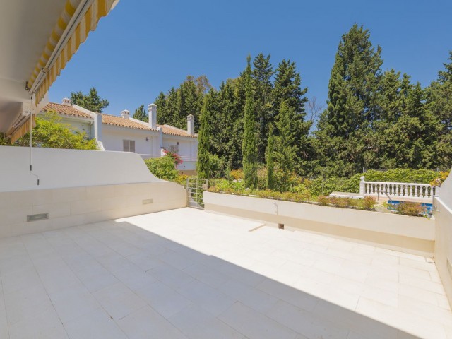 4 Schlafzimmer Villa in Artola