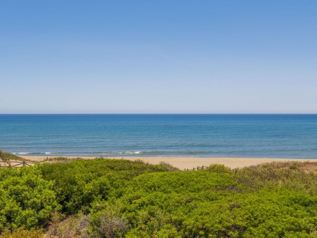 4 Bedrooms Villa in Artola