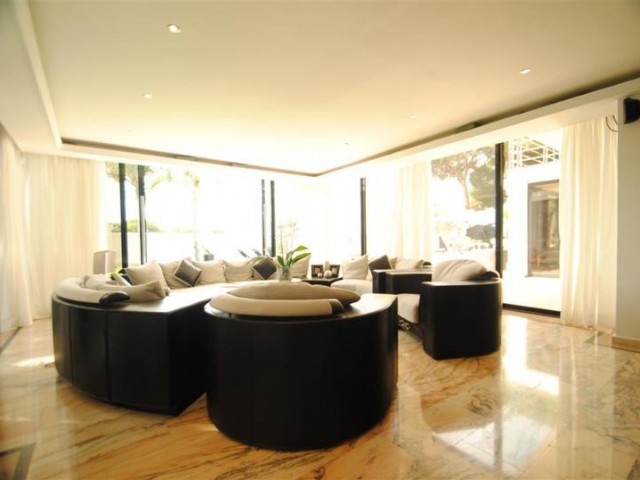 8 Slaapkamer Villa in Cabopino