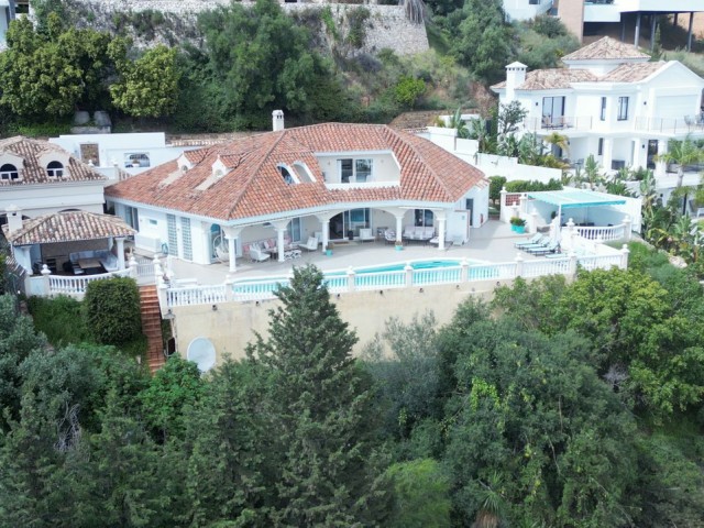 6 Sovrums Villa i La Quinta