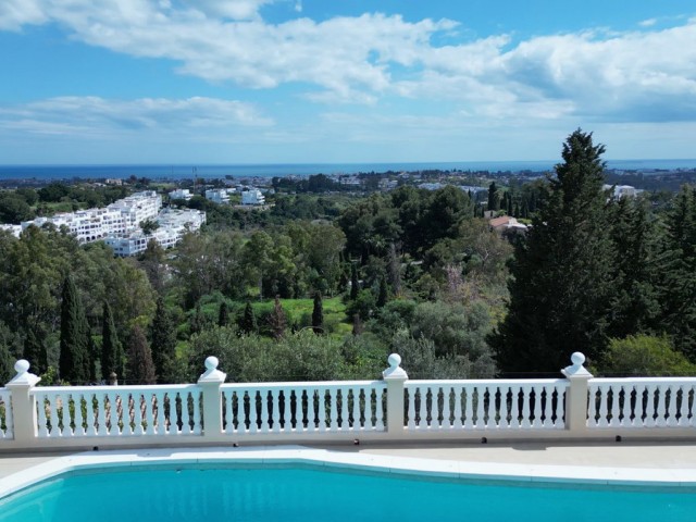 6 Sovrums Villa i La Quinta