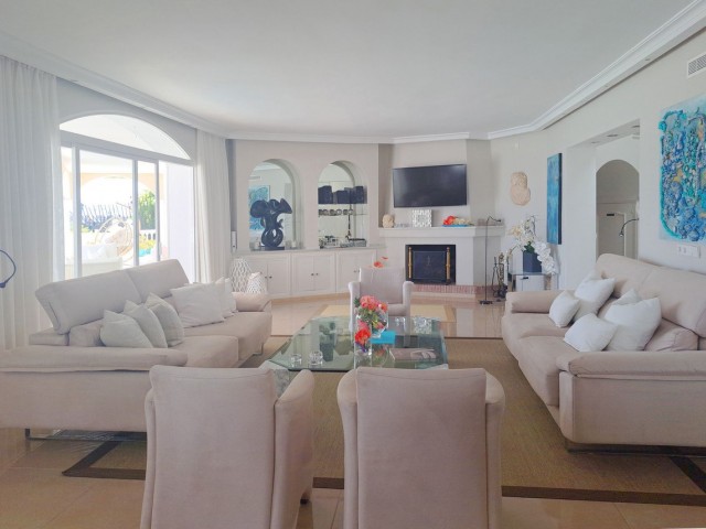 6 Sovrums Villa i La Quinta