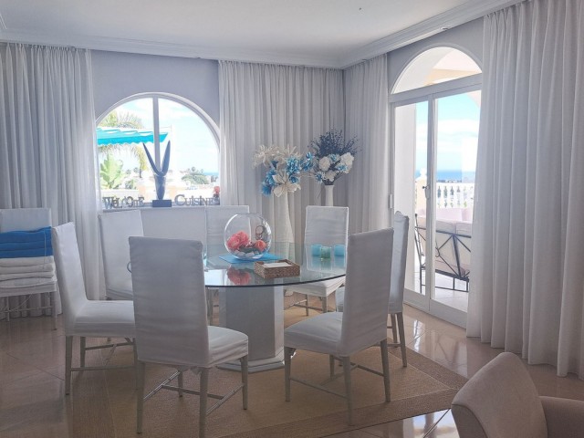 6 Sovrums Villa i La Quinta