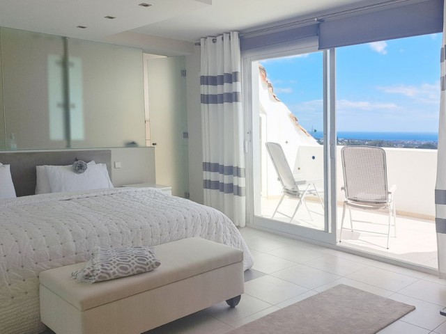 6 Sovrums Villa i La Quinta