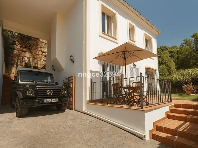 Villa, Nagüeles, R5106952