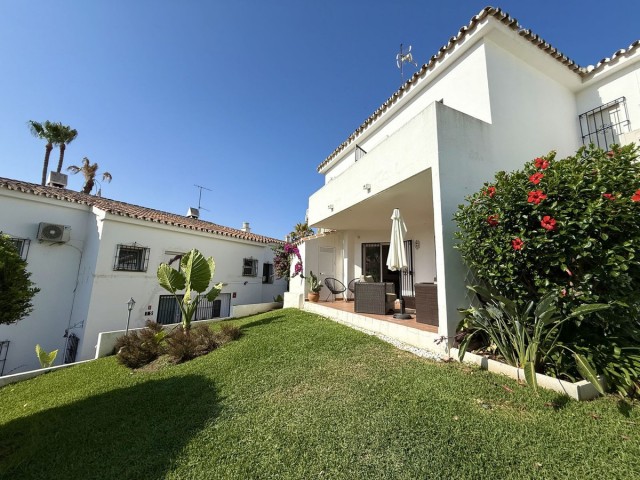 3 Bedrooms Townhouse in Riviera del Sol