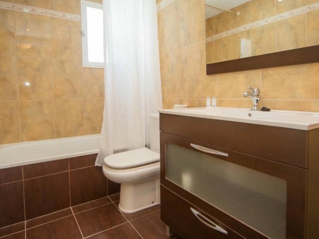 3 Bedrooms Townhouse in La Duquesa