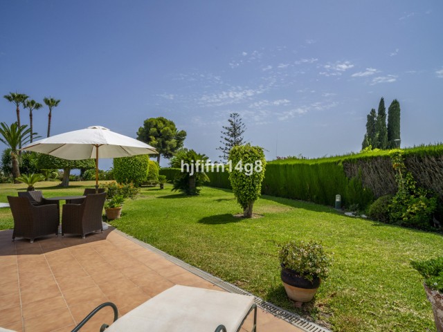 3 Soveroms Rekkehus i Nueva Andalucía