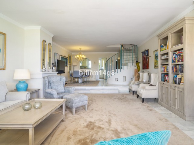 3 Soveroms Rekkehus i Nueva Andalucía