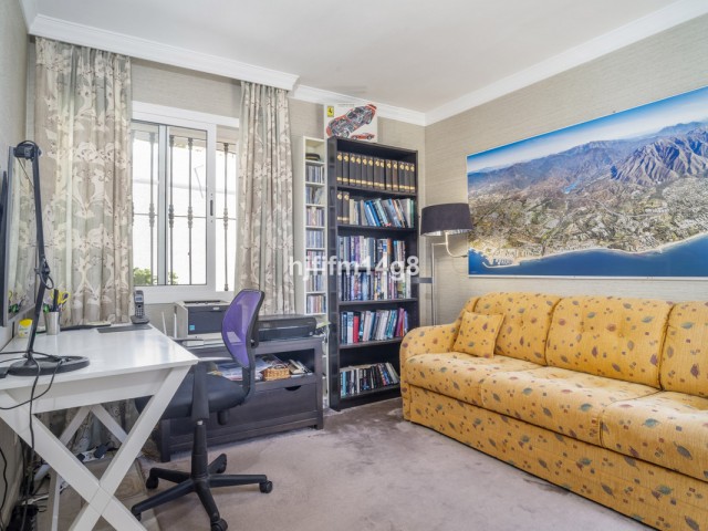 3 Soveroms Rekkehus i Nueva Andalucía