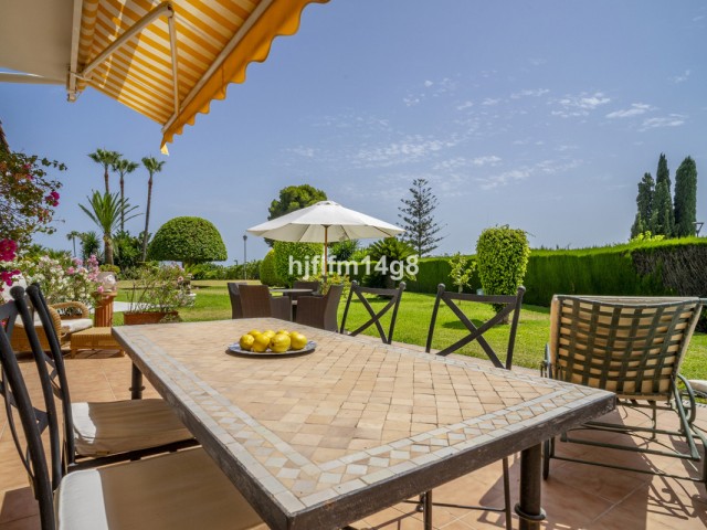 3 Soveroms Rekkehus i Nueva Andalucía