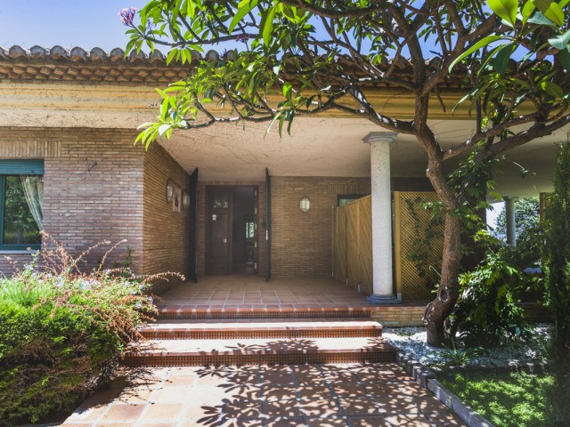 Villa avec 5 Chambres  à Sotogrande
