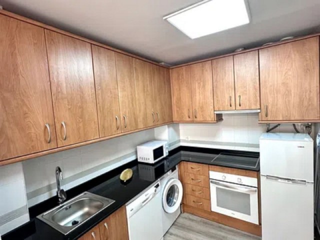Apartamento con 2 Dormitorios  en Málaga Centro