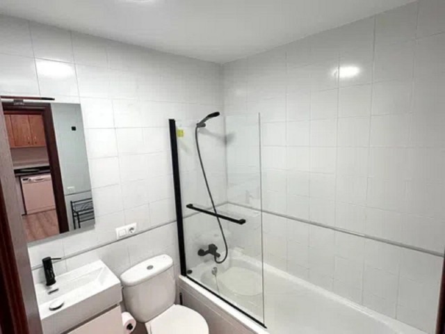 2 Bedrooms Apartment in Málaga Centro