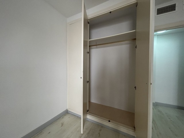 Apartamento con 3 Dormitorios  en Benalmadena Costa