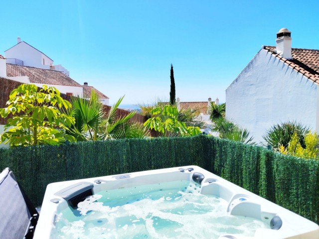 Villa avec 4 Chambres  à Casares