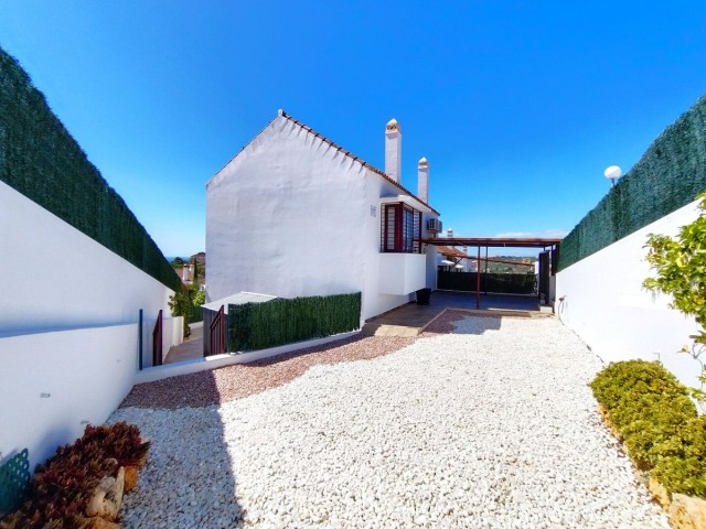 Villa avec 4 Chambres  à Casares