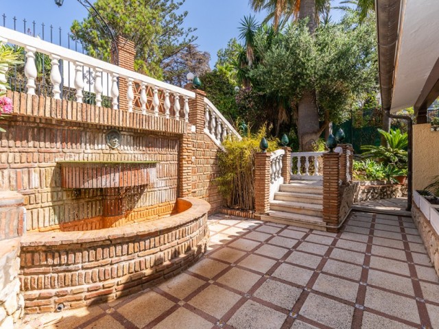 6 Bedrooms Villa in Carib Playa