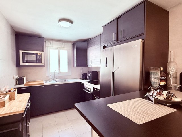 Apartamento con 3 Dormitorios  en La Cala de Mijas
