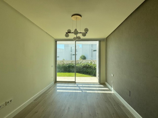 4 Bedrooms Townhouse in Sotogrande