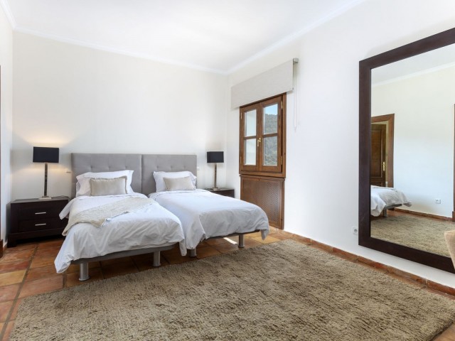 4 Sovrums Villa i Benahavís