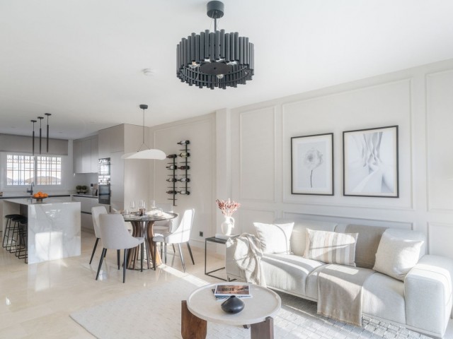 2 Slaapkamer Rijtjeshuis in Nueva Andalucía