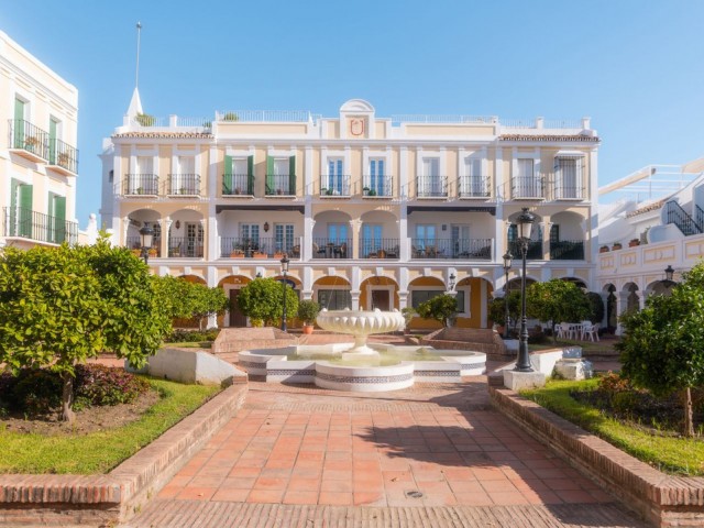 2 Slaapkamer Rijtjeshuis in Nueva Andalucía