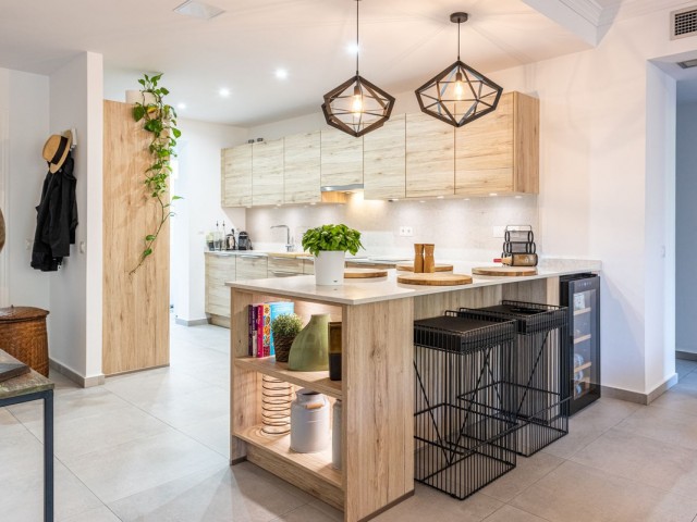Huoneisto, Benahavis, R5114311