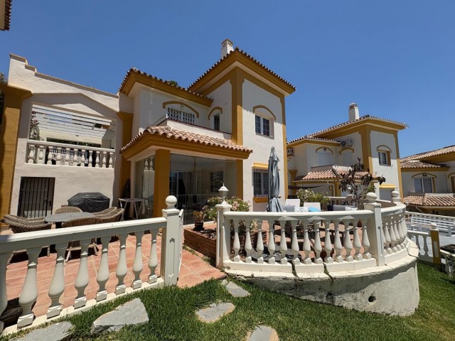 3 Bedrooms Villa in Riviera del Sol