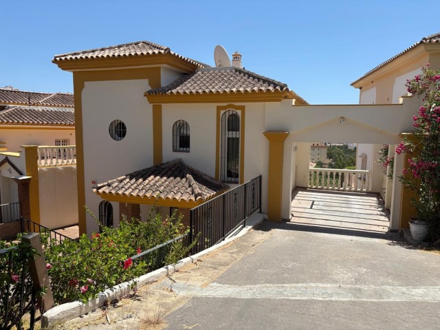3 Bedrooms Villa in Riviera del Sol